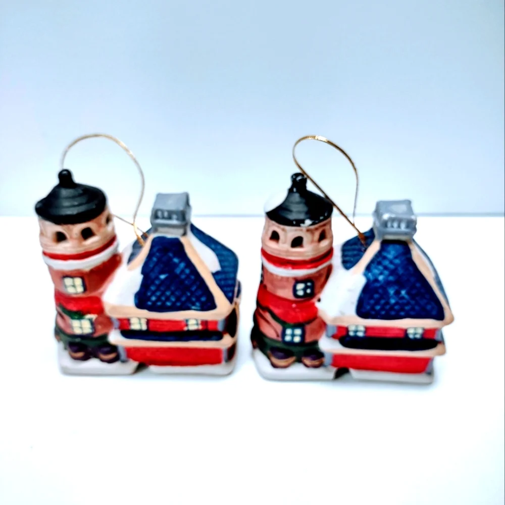 Badcock Home Furnishings  Christmas 2002 Ceramic Ornament Bell Fire Station - Picture 3 of 7